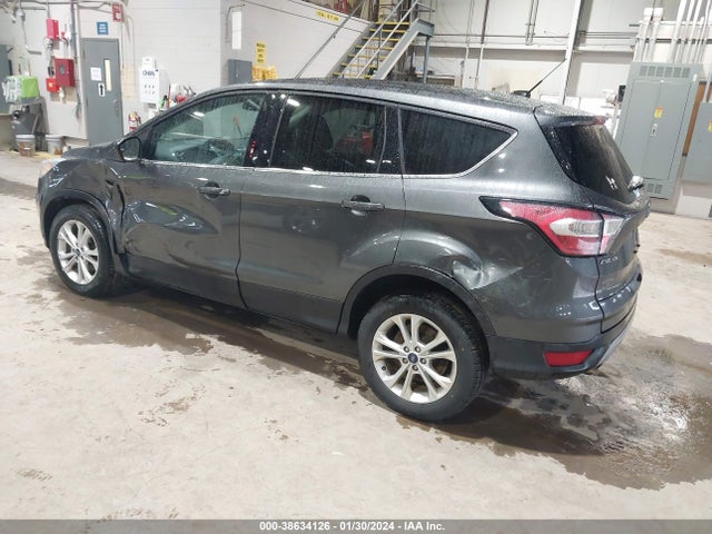 1FMCU0GD7HUC46666 Ford ESCAPE SE