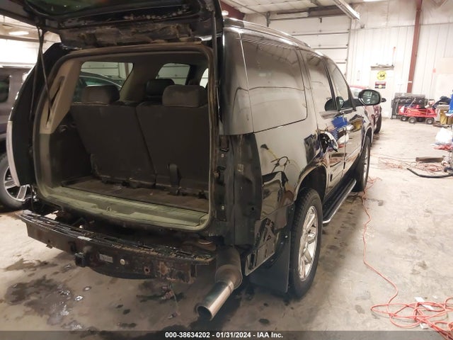2010 GMC YUKON DENALI VIN: 1GKUKEEF1AR194545
