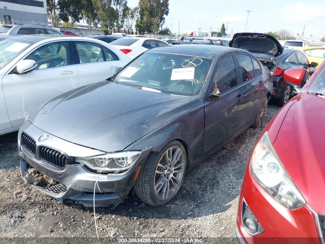 BMW 340i 2018 WBA8B3C52JK843528 Image 2