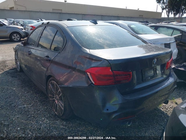 BMW 340i 2018 WBA8B3C52JK843528 Image 3