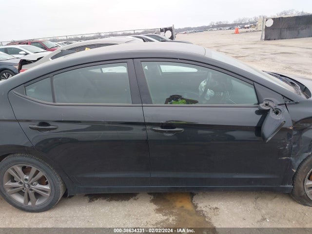 Hyundai ELANTRA SEL 2018 5NPD84LF2JH397197 Image 12