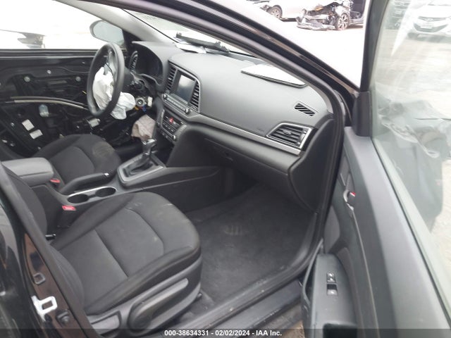 Hyundai ELANTRA SEL 2018 5NPD84LF2JH397197 Image 5
