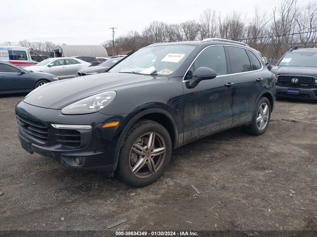 2016 PORSCHE CAYENNE WP1AB2A26GLA92331 Photo 1