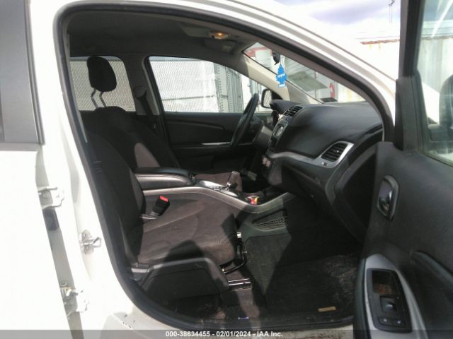 2018 DODGE JOURNEY 3C4PDCAB4JT309916 Photo 4