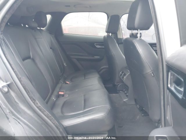 SADCJ2FX8KA359950 Jaguar F-pace 25t Premium