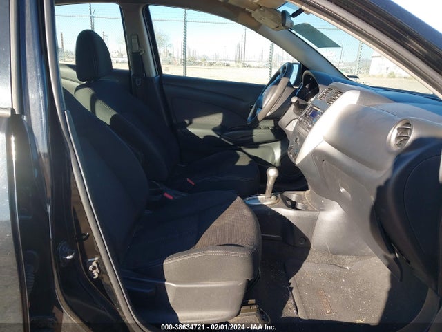 Nissan Versa 2016 3N1CN7AP7GL885395 Image 16