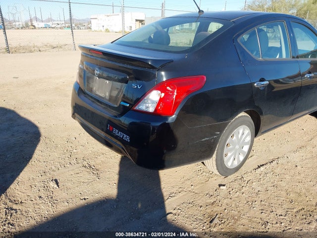 Nissan Versa 2016 3N1CN7AP7GL885395 Image 17