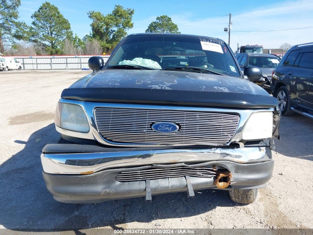 2003 FORD F-150 LARIAT/XLT VIN: 1FTRW07633KC39695