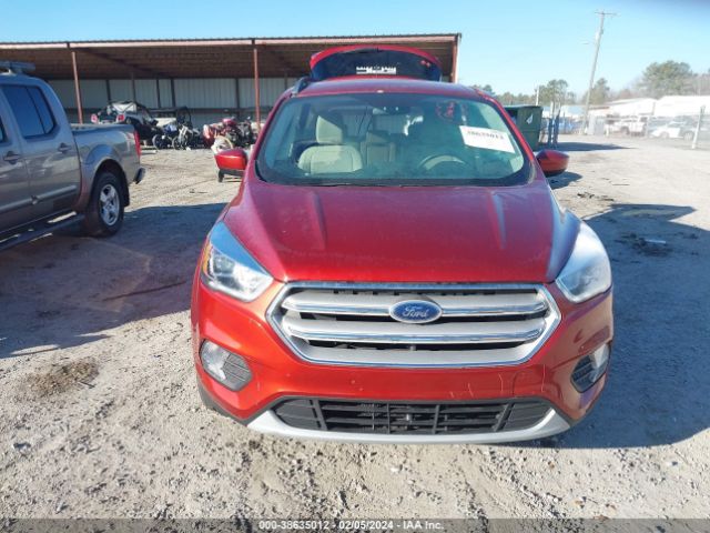 1FMCU9HD7KUC01575 Ford ESCAPE SEL