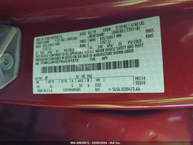 1FMCU9HD7KUC01575 Ford ESCAPE SEL