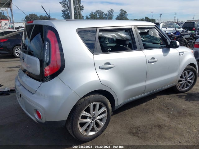 KIA SOUL + 2017 KNDJP3A50H7473282 Image 4