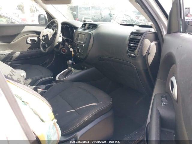KIA SOUL + 2017 KNDJP3A50H7473282 Image 5