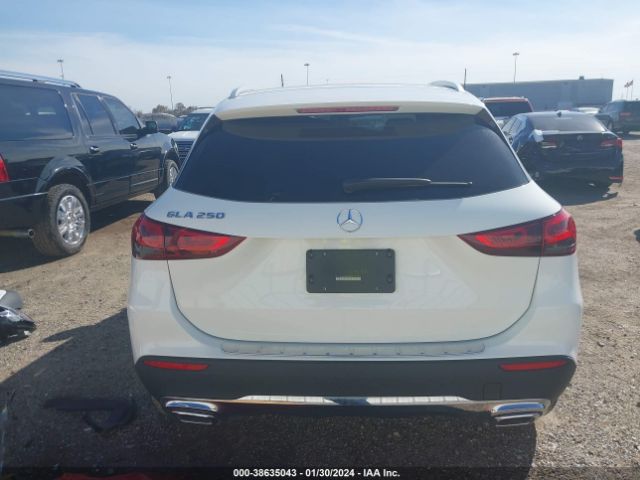 W1N4N4GB9PJ523998 Mercedes-Benz GLA 250