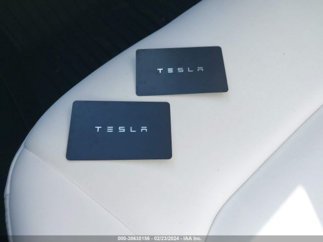 7SAYGAEE2PF852499 Tesla Model Y