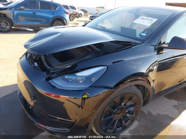 7SAYGAEE2PF852499 Tesla Model Y