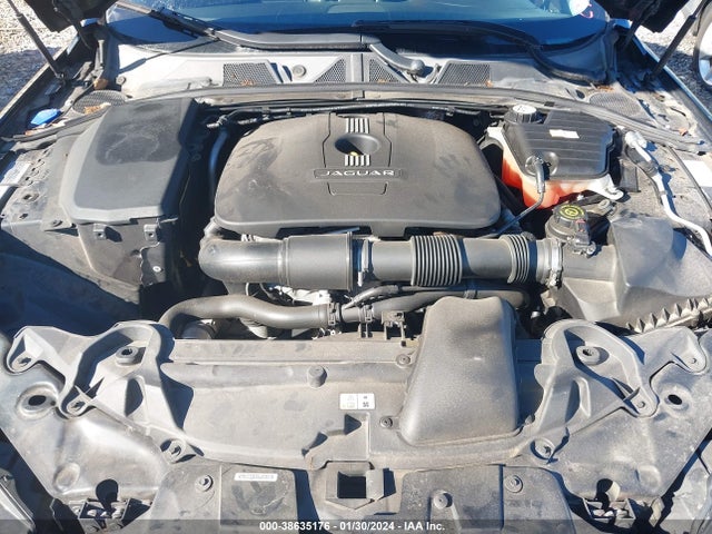 2015 JAGUAR XF SAJWA0FSXFPU64480 Photo 9