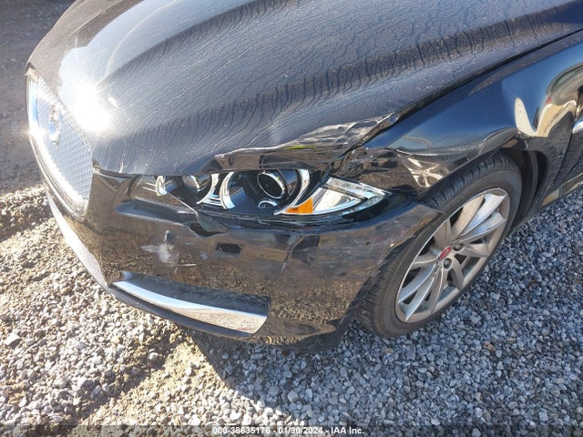 2015 JAGUAR XF SAJWA0FSXFPU64480 Photo 5