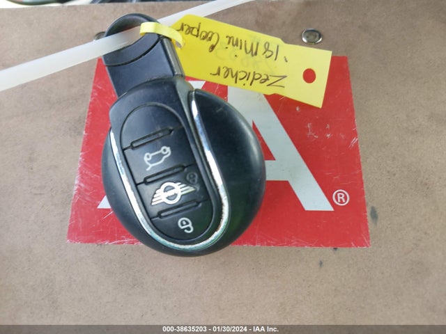 2018 MINI HARDTOP WMWXP7C51J2A47196 Photo 10