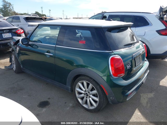 2018 MINI HARDTOP WMWXP7C51J2A47196 Photo 2