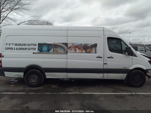 Freightliner Sprinter 2500 High  Roof 2014 WDYPE8CC8E5832608 Image 13