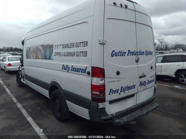 Freightliner Sprinter 2500 High  Roof 2014 WDYPE8CC8E5832608 Image 3