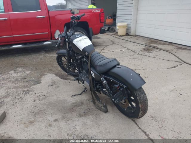 2018 HARLEY-DAVIDSON XL883 1HD4LE214JC432634 Photo 2