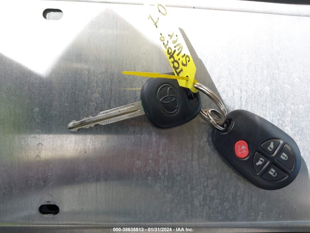 Toyota Sienna Le 8 Passenger 2018 5TDKZ3DC3JS910261 Image 11