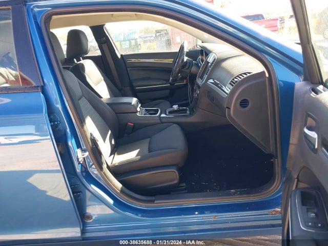 2020 CHRYSLER 300 TOURING VIN: 2C3CCAAG0LH175424