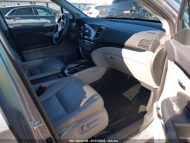 Honda Pilot Touring 2019 5FNYF5H98KB007882 Image 5