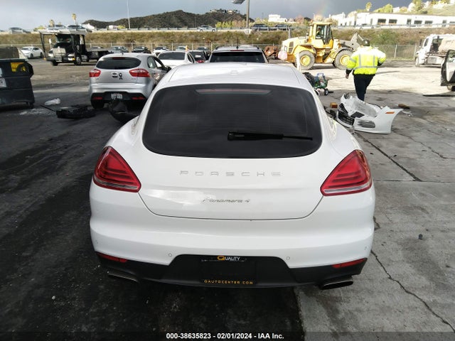 WP0AA2A75EL012210 Porsche Panamera 2/4