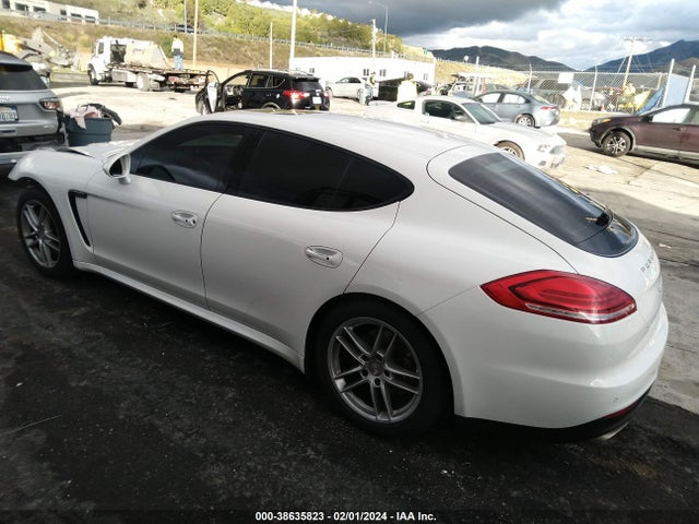 2014 PORSCHE PANAMERA WP0AA2A75EL012210 Photo 2