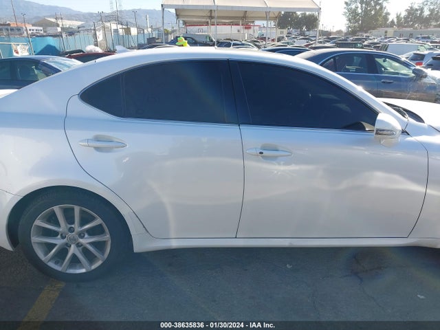 2011 LEXUS IS 250 VIN: JTHBF5C28B5141906