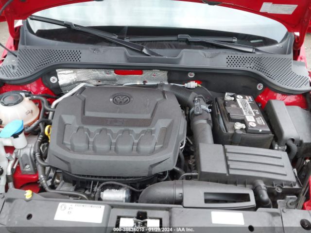 3VWFD7AT3JM721473 Volkswagen Beetle 2.0t Coast/2.0t S