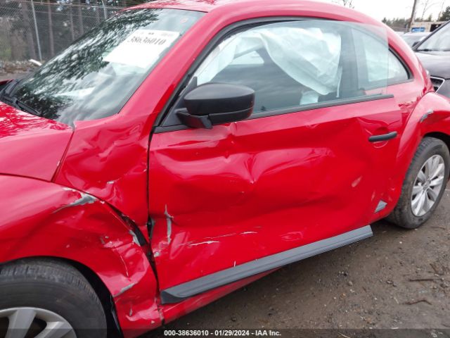 3VWFD7AT3JM721473 Volkswagen Beetle 2.0t Coast/2.0t S