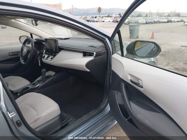 2022 TOYOTA COROLLA LE VIN: JTDEPMAE2NJ230322