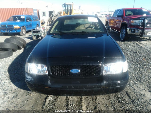 2002 FORD POLICE INTERCEPTOR POLICE PREP PKG/STREET APPEAR BASE/STREET APPEAR POLICE PREP/STREET APPEAR WIRING PREP VIN: 2FAFP71W92X111707