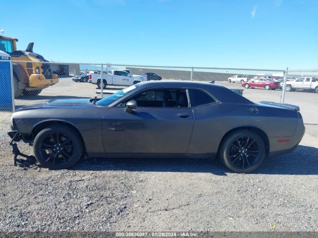 2C3CDZAG4JH110973 Dodge Challenger Sxt Plus