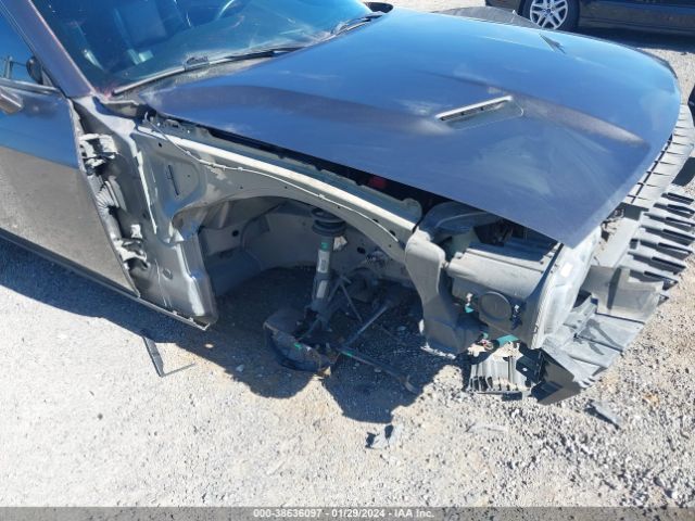 2C3CDZAG4JH110973 Dodge Challenger Sxt Plus