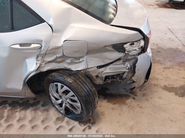 Toyota COROLLA LE 2017 2T1BURHE2HC860128 Image 6