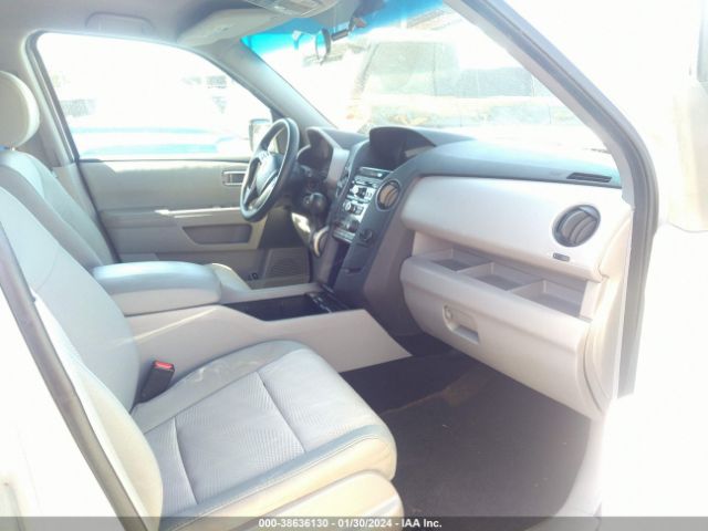 5FNYF4H2XFB019860 Honda PILOT LX