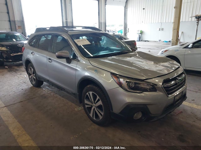 Subaru Outback 2.5i Limited 2018 4S4BSANC4J3287852 Image 1