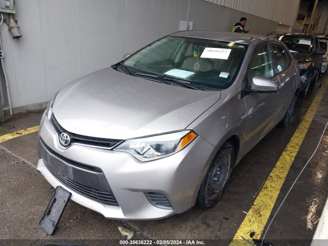 Toyota COROLLA LE 2015 2T1BURHEXFC356472 Image 2