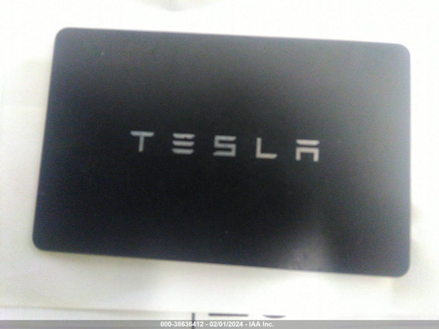 Tesla Model Y Long Range Dual Motor All-wheel Drive 2022 7SAYGDEE3NF371563 Image 11