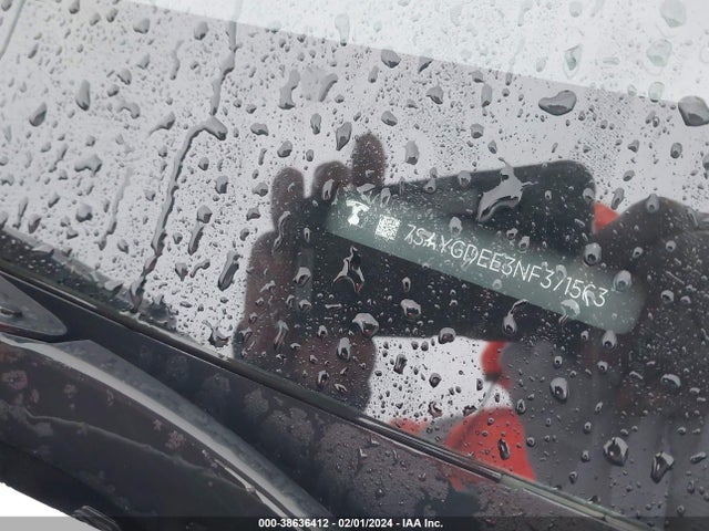 Tesla Model Y Long Range Dual Motor All-wheel Drive 2022 7SAYGDEE3NF371563 Image 9
