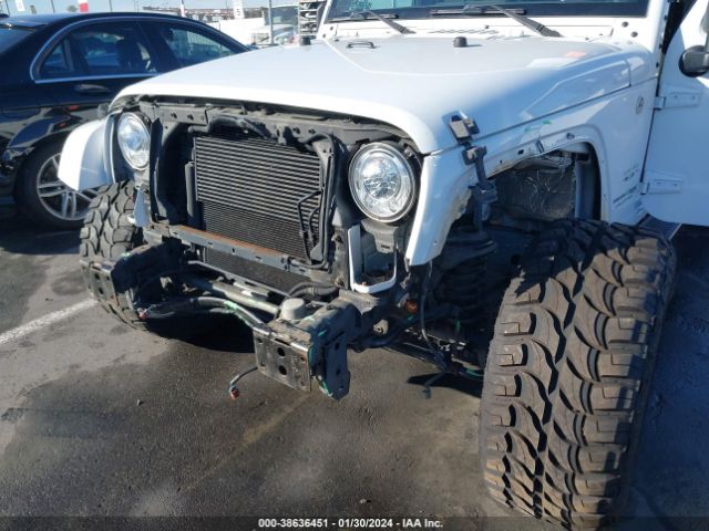 1C4HJWEG2JL920589 Jeep Wrangler Jk Unlimited Sahara 4x4