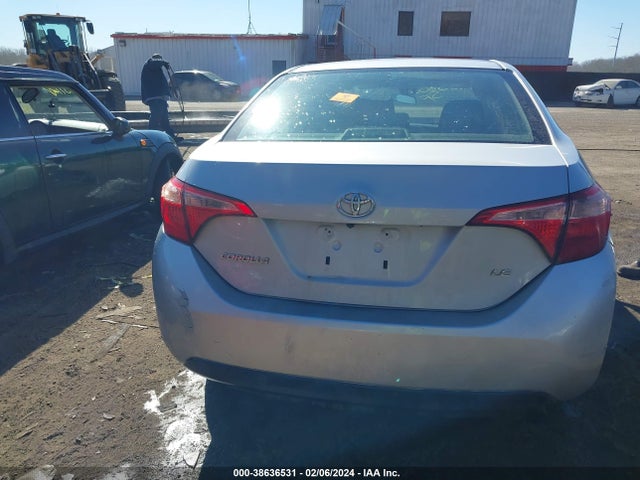2017 TOYOTA COROLLA LE VIN: 2T1BURHE2HC891329