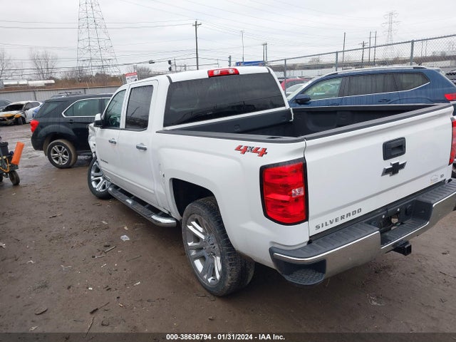 Chevrolet Silverado 1500 1lt 2018 3GCUKREC7JG647429 Image 3