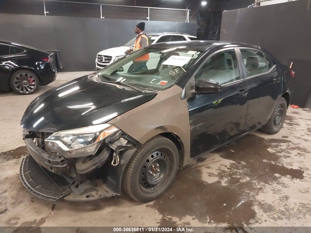 Toyota COROLLA LE 2015 2T1BURHE1FC330830 Image 2