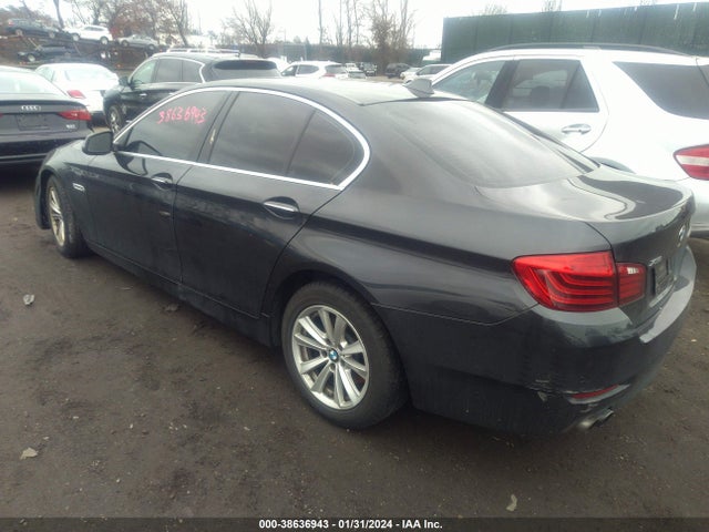 WBA5A7C5XGG145693 BMW 528i Xdrive