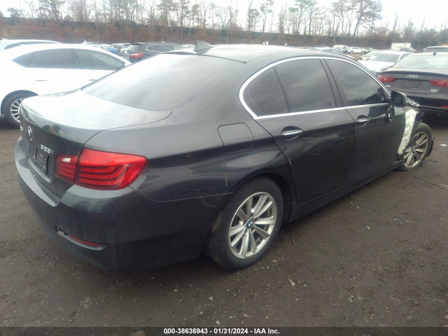 WBA5A7C5XGG145693 BMW 528i Xdrive